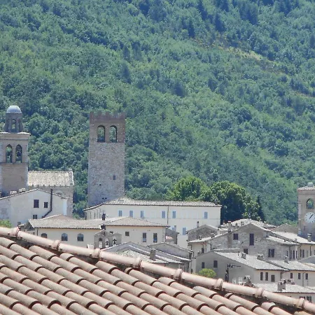 Bed & Breakfast A Due Passi Dal Cuore