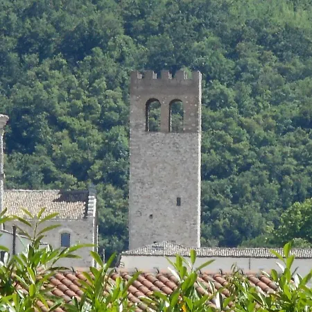 A Due Passi Dal Cuore Bed & Breakfast Nocera Umbra